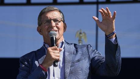 Бывший американский генерал призывает к "срочному" досрочному отстранению Байдена