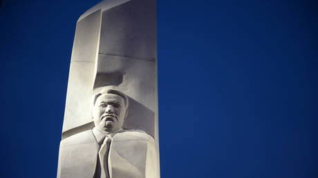 Депутат призывает закрыть "русофобский" Ельцин-центр