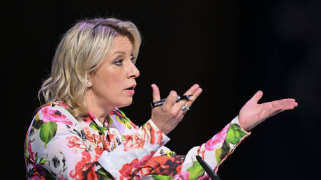 Москва предупреждает о "внутреннем эмоциональном расколе" в США