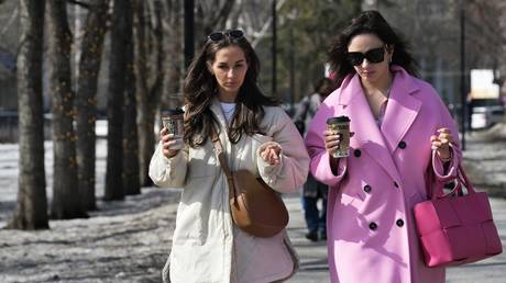 Women too fat to have babies – MP — RT Russia & Former Soviet Union