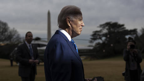 Байден планирует в последнюю минуту перебросить оружие на Украину - CNN