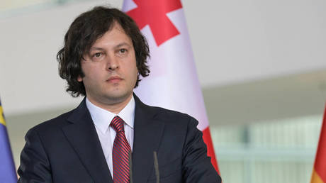 Прозападный президент Грузии должен уйти - премьер-министр