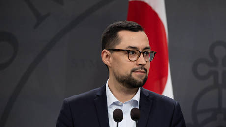 Гренландия хочет независимости - премьер-министр