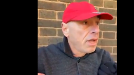 "Охотники за педофилами" задерживают бывшего заместителя министра обороны Великобритании