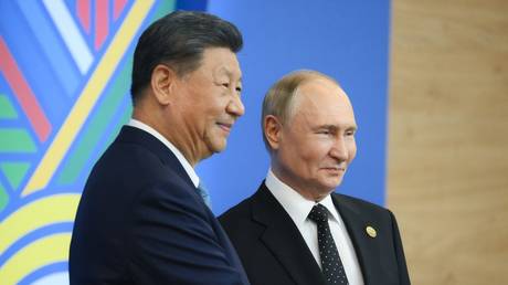 Си примет участие в праздновании Дня Победы в Москве - посол России