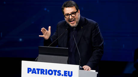 Предложение Ле Пен - это "объявление войны Брюсселем", - заместитель премьер-министра Италии