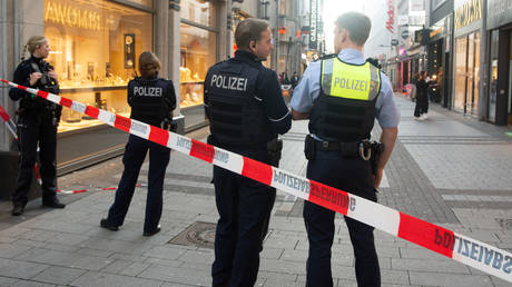 Тревожная статистика: каждый день в Германии нападают на 300 полицейских