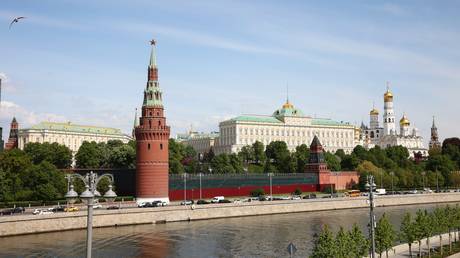 Трамп пригрозил России нефтяными тарифами в случае срыва перемирия на Украине