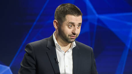 Украина опровергает слухи о досрочных выборах: "Никакой подготовки нет"