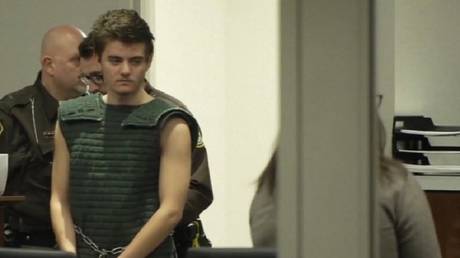 Заговор подростка: убийство родителей, план покушения на Трампа и попытка подставить Россию