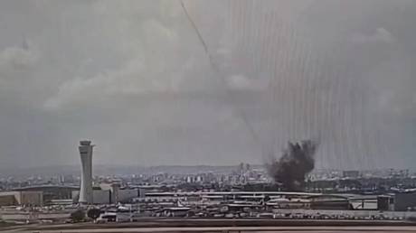 Провал ПРО: ракета хутистов поразила аэропорт Бен-Гурион, несмотря на попытки перехвата