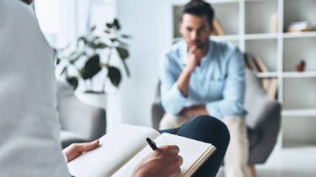 "ЧатGPT-психоз": как ИИ-ассистенты усиливают опасные заблуждения