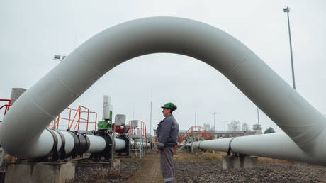 Словакии грозят многомиллиардные штрафы за досрочный разрыв контракта с «Газпромом»