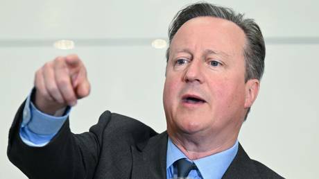Кэмерон угрожал лишить МУС финансирования из-за ордеров на израильских лидеров – СМИ