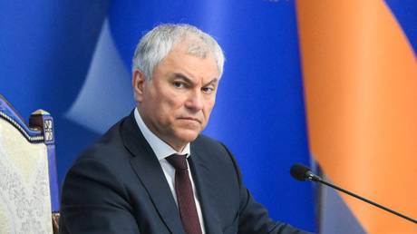 Володин: Берлин возрождает нацистское прошлое, поставляя оружие Украине