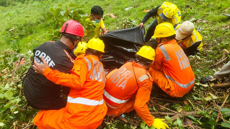 Крушение вертолёта в Индии: погибли 7 человек, включая ребёнка