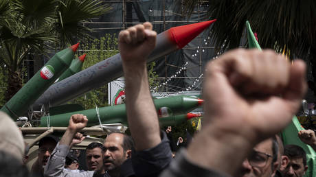 Иран опровергает сообщения о запуске дронов-камикадзе в сторону Израиля