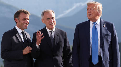 Макрон против Трампа: Смена режима в Иране приведет к хаосу, предупреждает Париж