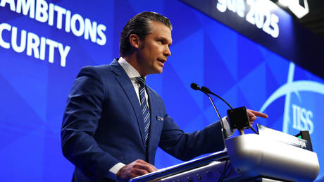 Отсутствие Пита Хегсета на встрече по Украине: смена курса Вашингтона?