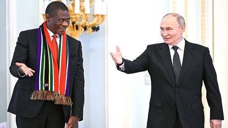 Укрепление связей с Африкой – ключевой приоритет России, заявил Путин