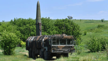 Россия нанесла удары по военному аэродрому и энергообъектам Украины