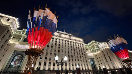 Киев возмущён поздравлениями России: 'Нельзя поощрять агрессора