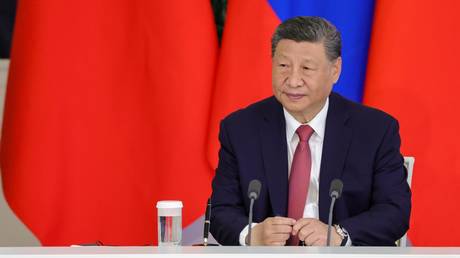 Китай на дипломатической канате: как Пекин балансирует между Тегераном и Тель-Авивом