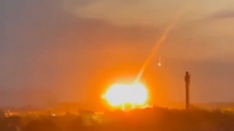 Зеленский дал Путину "повод разбомбить Украину к чертовой матери" - Трамп