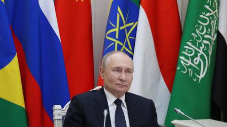 БРИКС обошёл G7 по объёму ВВП: Путин заявил о формировании новой мировой экономики