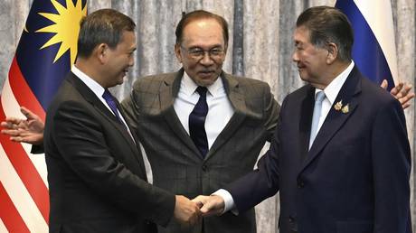 Камбоджа и Таиланд заключили перемирие при посредничестве Малайзии: благодарность США и Китаю