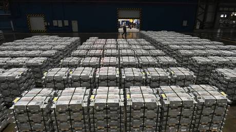 Китай наращивает закупки российских металлов на фоне санкций Запада