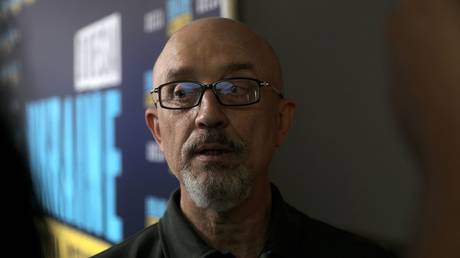 Коррупционный скандал в Минобороны Украины: у бывшего главы ведомства Резникова проводят обыски