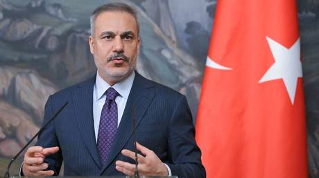 Стамбульские переговоры: РФ и Украина договорились о принципе саммита Путина и Зеленского