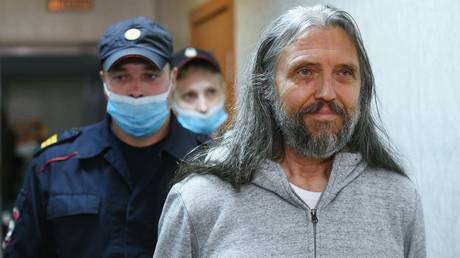 Сектант-«мессия» Виссарион получил 12 лет колонии за вред здоровью и мошенничество