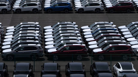 Трамп объявляет о новых пошлинах до 40% для стран Азии: «США больше не позволят себя обирать»