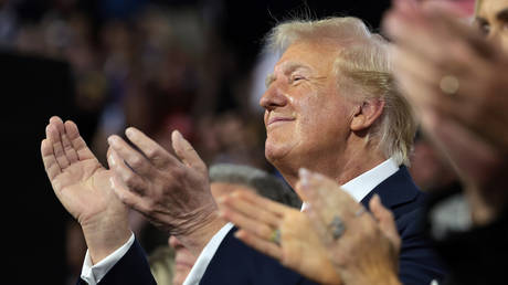 Габбард обвинила администрацию Обамы в организации «государственного переворота» против Трампа: опубликованы секретные документы