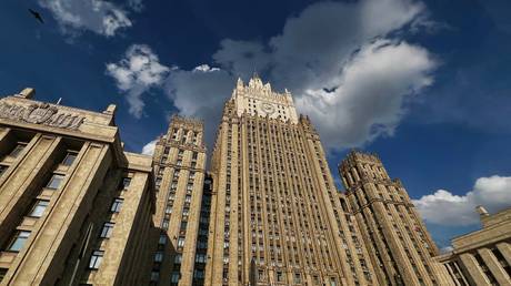 Россия объявляет об отмене моратория на ракеты средней дальности: угроза для глобальной безопасности?