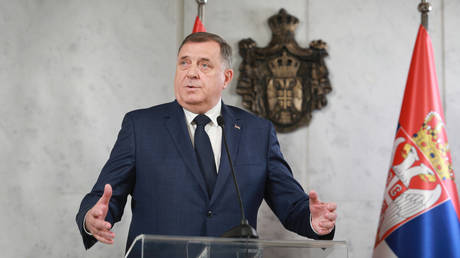 Политический кризис в Боснии: Мандат лидера Республики Сербской аннулирован из-за конфликта с международным представителем