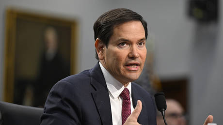 Госсекретарь США обвинил Францию в срыве переговоров о перемирии в Газе из-за признания Палестины