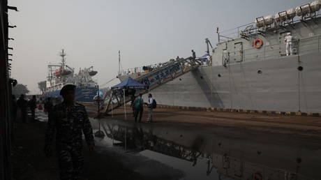 Параллельные манёвры: Индия и Пакистан проведут раздельные учения в Аравийском море