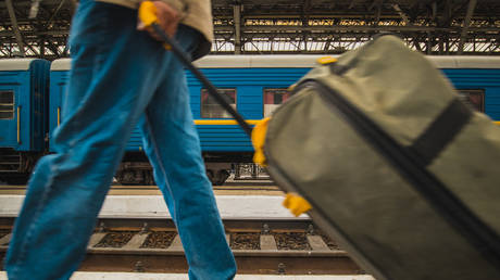 Финляндия сократит помощь украинским беженцам: Европа сворачивает программы поддержки