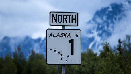 Оговорка Трампа: президент США заявил о поездке «в Россию» перед встречей с Путиным на Аляске