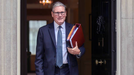 Скандал с Диего-Гарсией: Британия заплатит в 10 раз больше за аренду острова, скрыв реальные расходы