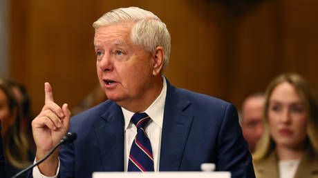 Сенатор Грэм предупредил: Отказ от помощи Израилю вызовет божью кару для США