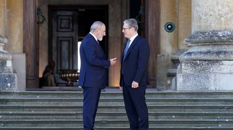 Армения и Великобритания укрепляют стратегическое партнерство на фоне внутреннего кризиса