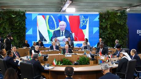 Россия и Китай: Новая финансовая система для Глобального Юга и вызов неоколониализму