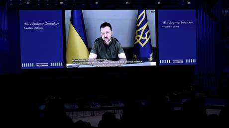 Зеленский призывает Запад к конфискации российских активов и смене режима в Москве