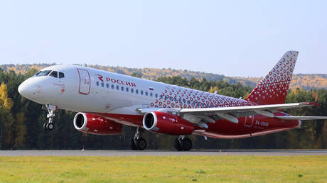 Россия и Индия укрепляют сотрудничество в авиастроении и железнодорожных технологиях