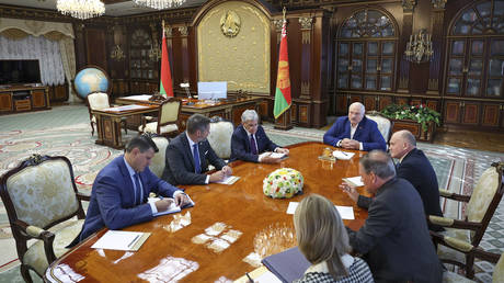 Лукашенко обвинил ЕС в срыве мирных инициатив и поблагодарил Трампа за роль в урегулировании конфликта