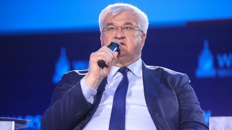 Сибига возлагает надежды на санкции и Трампа для завершения войны